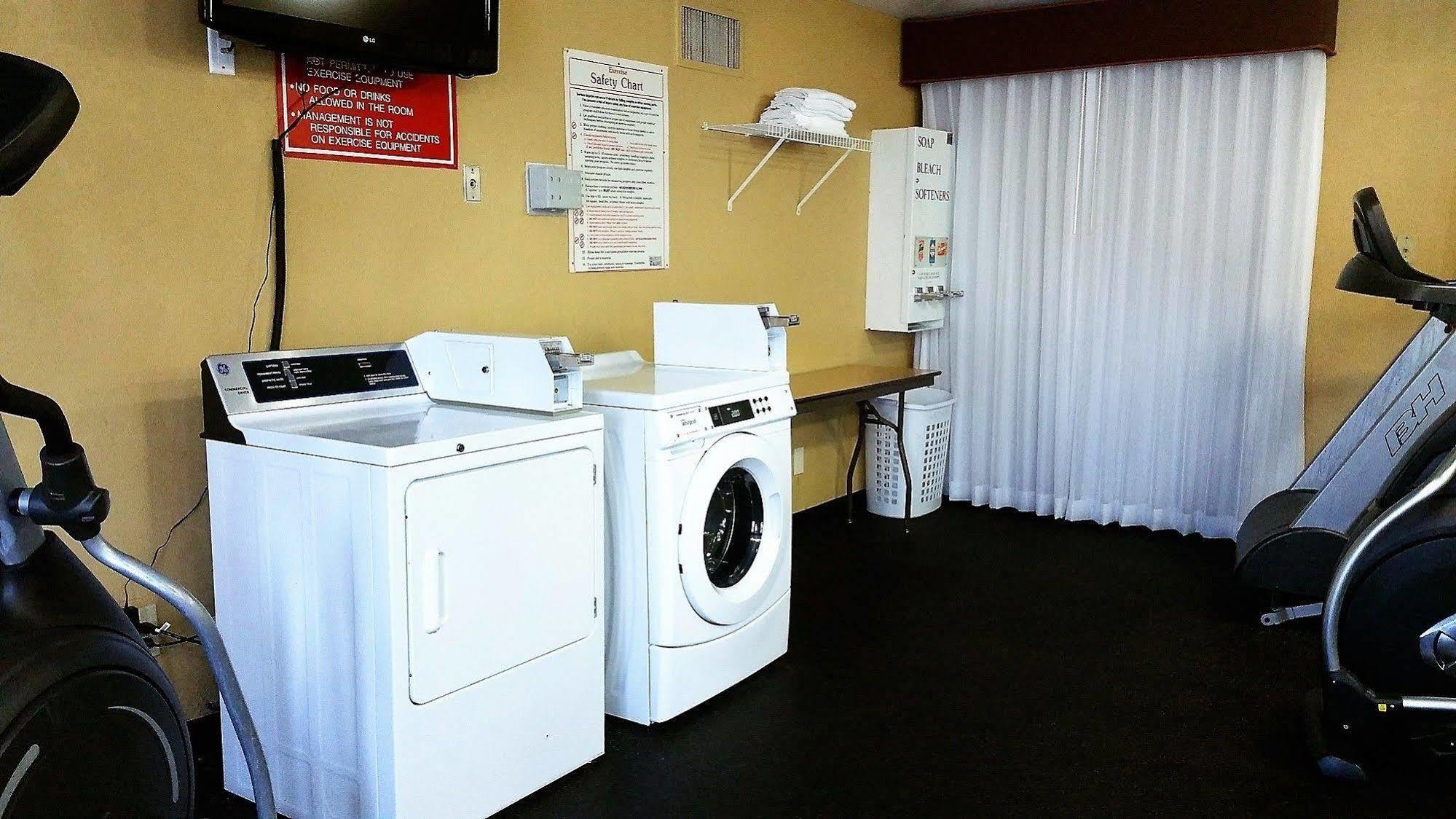 Governors Suites Hotel Oklahoma City Airport Area Екстериор снимка
