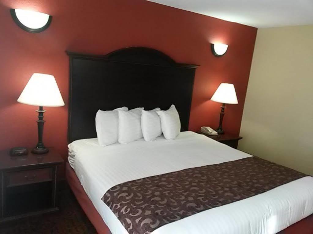 Governors Suites Hotel Oklahoma City Airport Area Екстериор снимка