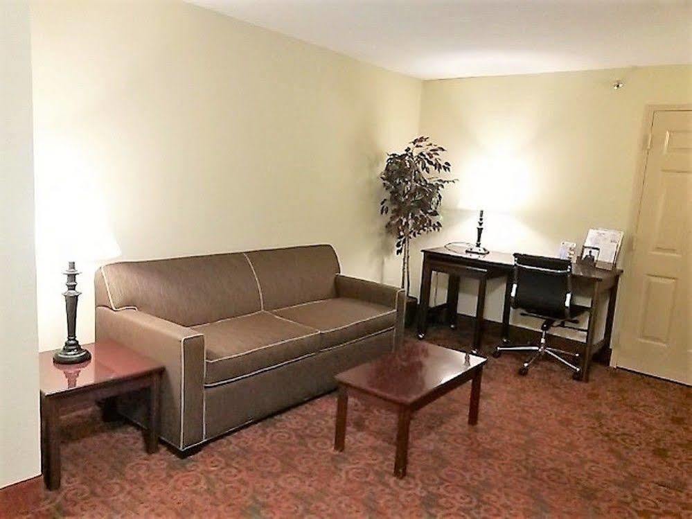 Governors Suites Hotel Oklahoma City Airport Area Екстериор снимка