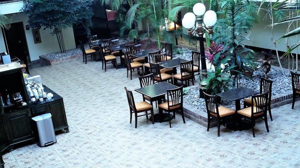 Governors Suites Hotel Oklahoma City Airport Area Екстериор снимка